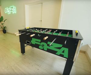 Friz pokazał domy BAZY i FAZY! Tak mieszkają uczestnicy Twoje 5 minut