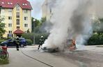 Pożar osobówki w Solcu Kujawskim! Z auta niewiele zostało [ZDJĘCIA]