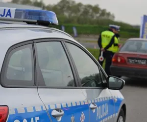 Ruda Śląska: 17-latek kradł profile w aplikacji, a potem rozbijał się po mieście samochodem
