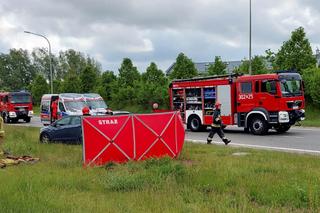 Tragiczny wypadek w Gdańsku. Auto stanęło w płomieniach. Kobieta nie żyje