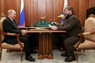 Roztrzęsiony Kadyrow tłumaczy się przed schorowanym Putinem? Wszystko zdradza nagranie! 