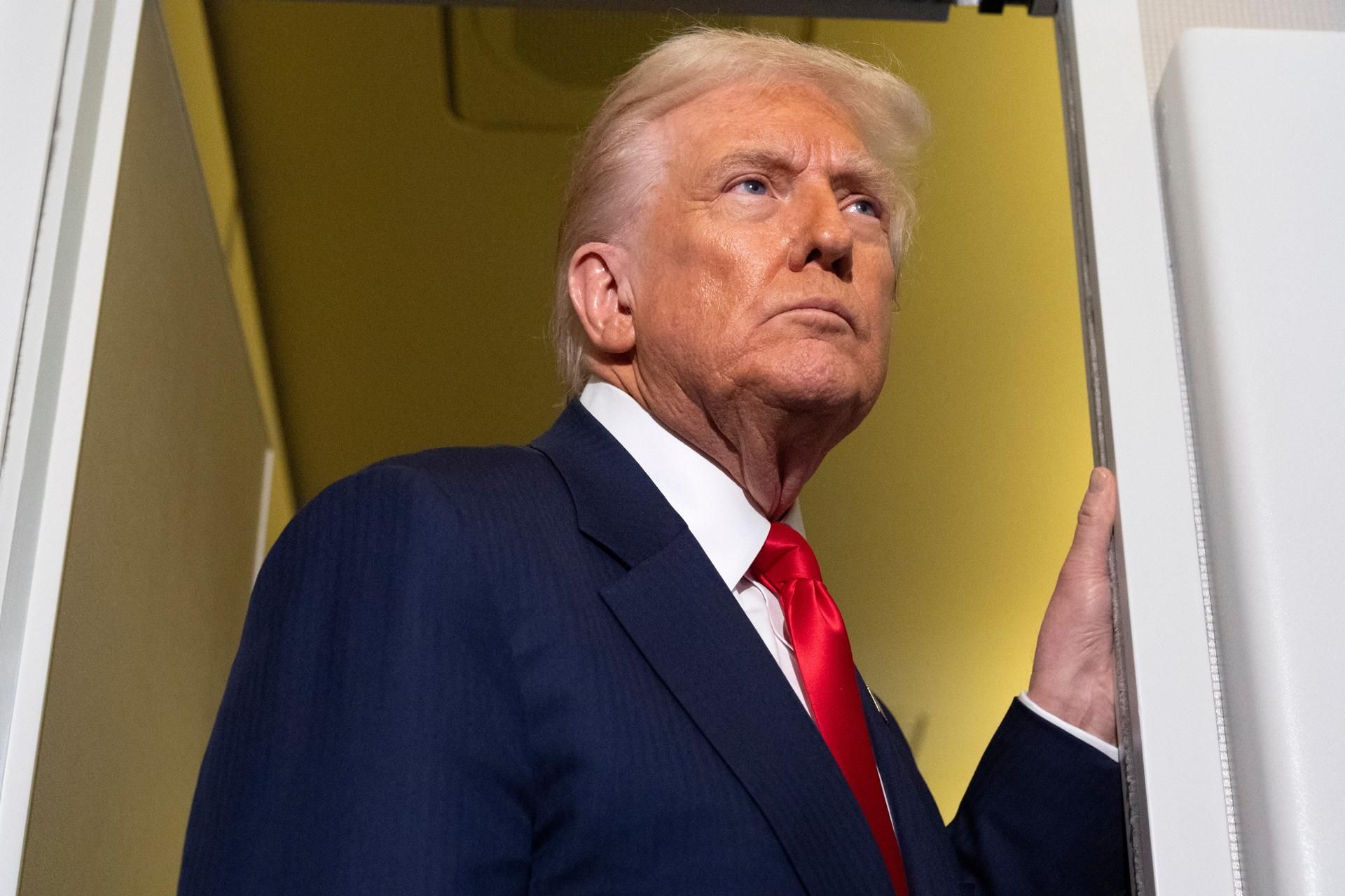 Trump Maduro