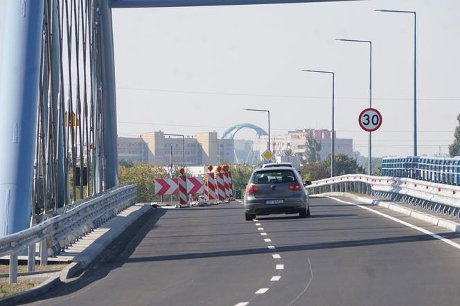 Tak wygląda nowo otwarty wiadukt w ciągu Armii Krajowej w Bydgoszczy [ZDJĘCIA]