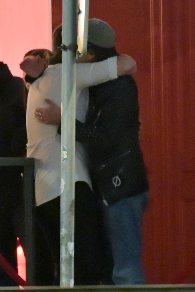 Niezła bibka Afryka Express. Obejrzeli razem odcinek, a potem poszli w tango. Iwan wyszedł ostatni