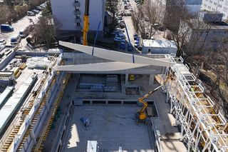 Nowa pływalnia w Poznaniu rośnie w oczach. Jak wygląda obecnie?