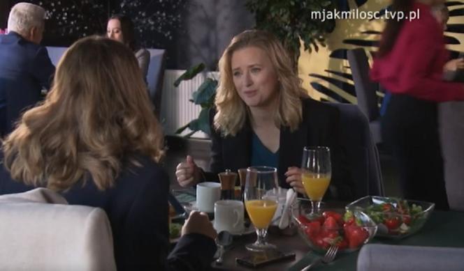 M jak miłość odc. 1669. Julia (Marta Chodorowska), Sylwia (Hanna Turnau)