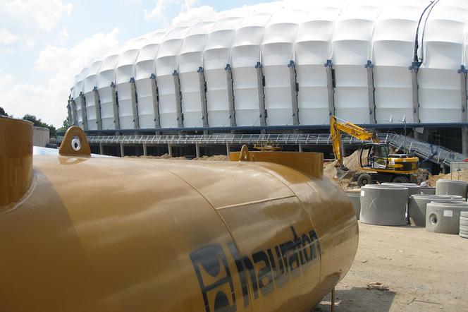 Systemy odwodnień HAURATON zastosowano na stadionach budowanych na Euro 2012 w Gdańsku, Warszawie i Poznaniu – na zdjęciu Stadion Miejski w Poznaniu