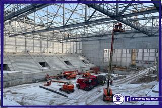 Trwają prace wewnątrz hali widowiskowo-sportowej w Gorzowie