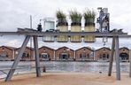 Canal Cafe ze Złotym Lwem - Biennale Wenecja 2025