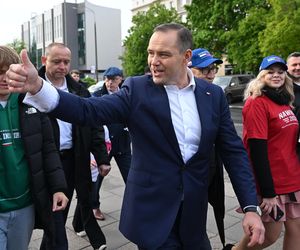 Karol Nawrocki w Gdańsku rozdawał pączki