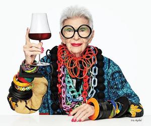 Ma 102 lata i jest prawdziwą ikoną stylu. Nigdy nie będę ubierać się jak babcia