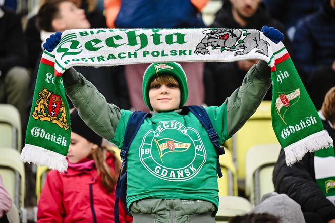 Lechia Gdańsk - Widzew Łódź: Zdjęcia kibiców z meczu 15. kolejki PKO BP Ekstraklasy