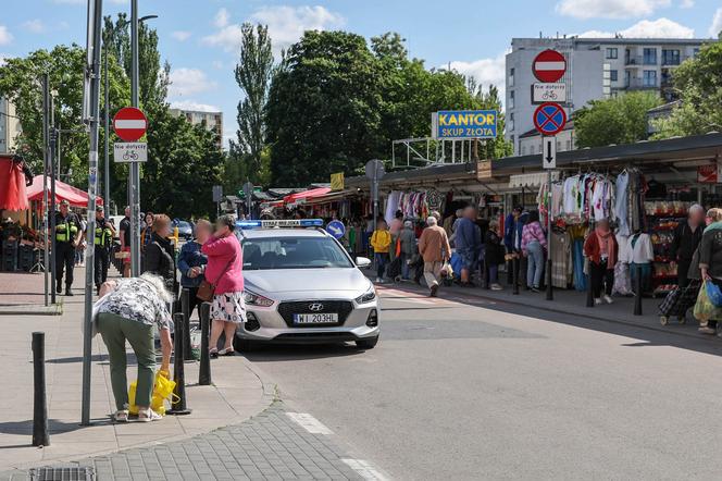 Walka o miejsce na Wiatraku. Kierowcy kontra sprzedawcy i klienci 