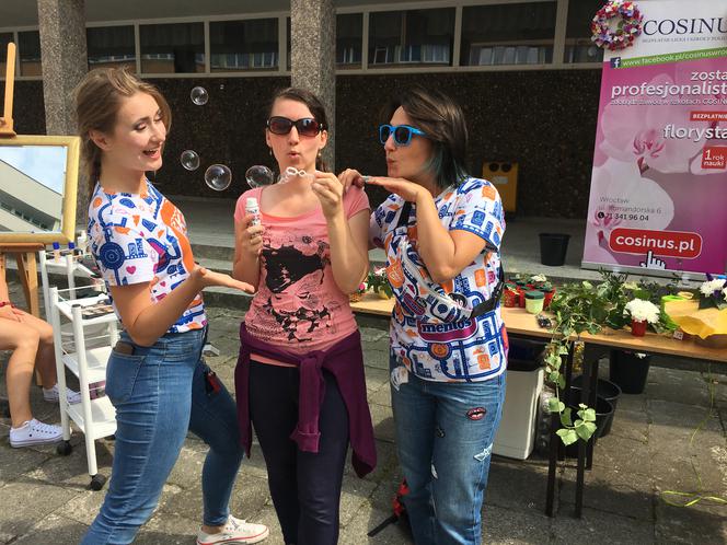 ESKA Summer City odwiedziła pokazowe stoiska Szkół Cosinus przy Drukarskiej we Wrocławiu