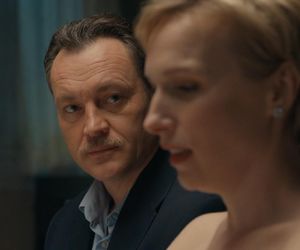 Barwy szczęścia, odcinek 3249. Stefaniak (Paweł Ławrynowicz), Sonia (Weronika Nockowska)