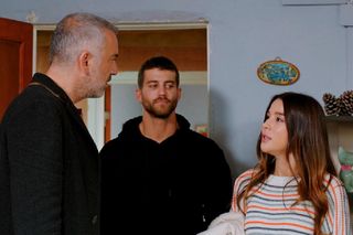 Miłość i nadzieja, odcinek 318. Bulent, Cihan, Zeynep