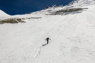 Andrzej Bargiel wstrzymał atak szczytowy na Mount Everest. Jaki jest powód? 