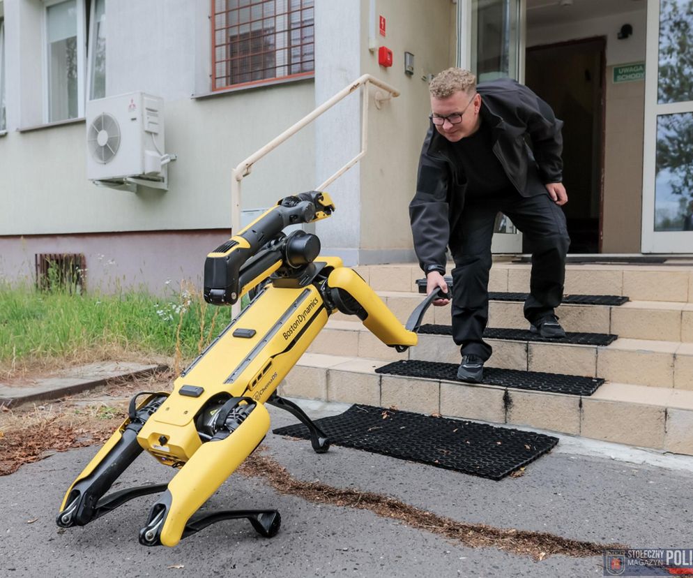 Ma cztery łapy, stalowe serce i właśnie podał łapę policjantowi. „Robopies” nowym hitem w służbach