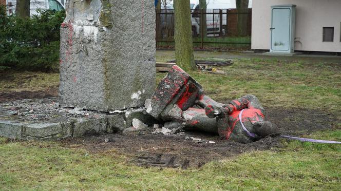 W Wielkopolsce zdemontowano pomniki upamiętniające Armię Czerwoną 