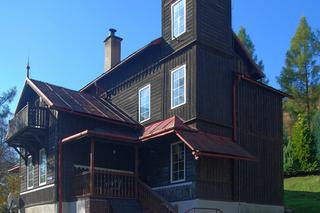 To jedna z najpiękniejszych willi w Małopolsce. Przed wojną było w niej kultowe sanatorium