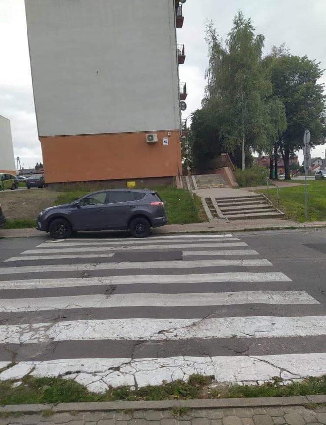 Mistrzowie Parkowania ze Starachowic i okolic. Musicie to zobaczyć
