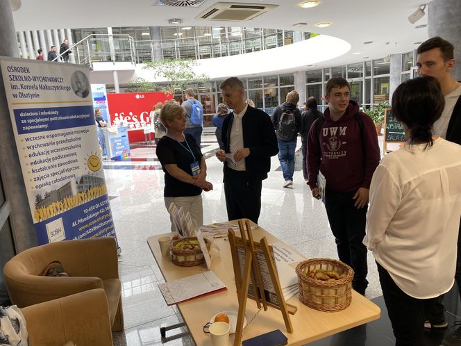 Targi Pracy na UWM 2025. Ogromne zainteresowanie wydarzeniem. Zobacz zdjęcia!