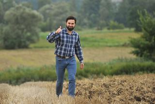 Wiceminister rolnictwa na ciągniku 