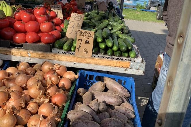 Najtańsze owoce i warzywa są na targowisku w Będzinie