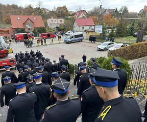 Przejmujący pogrzeb strażaka, który zginął podczas obławy na Grzegorza Borysa