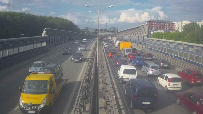 Korki na trasie S8 w Warszawie