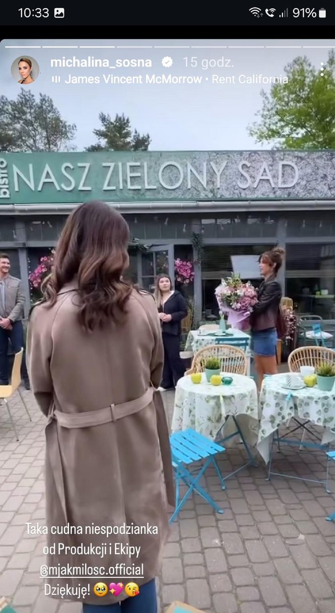 M jak miłość. Kama (Michalina Sosna),Martyna (Magdalena Turczeniewicz) na planie