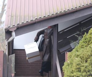 Sylwia Wysocka z komornikiem do bylego