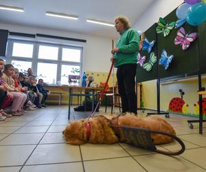 Niewidomy Grzegorz Dudziński uczył widzących 