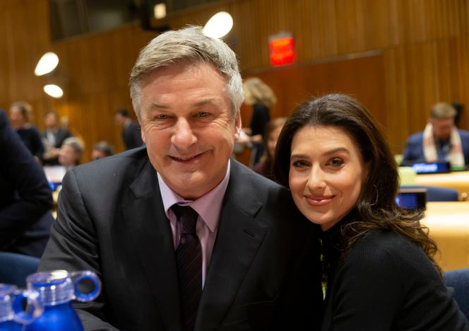 Żona gwiazdora udawała Hiszpankę! Skandal w Hollywood