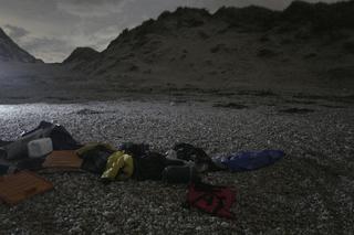 Tragedia na kanale La Manche: Wstrząsająca rozmowa przed zatonięciem łodzi: Nie damy rady!