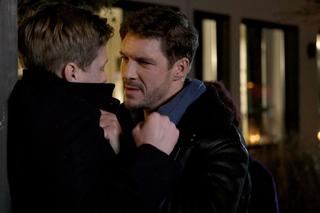 M jak miłość, odcinek 1726. Marcin (Mikołaj Roznerski), Radek (Philippe Tłokiński)