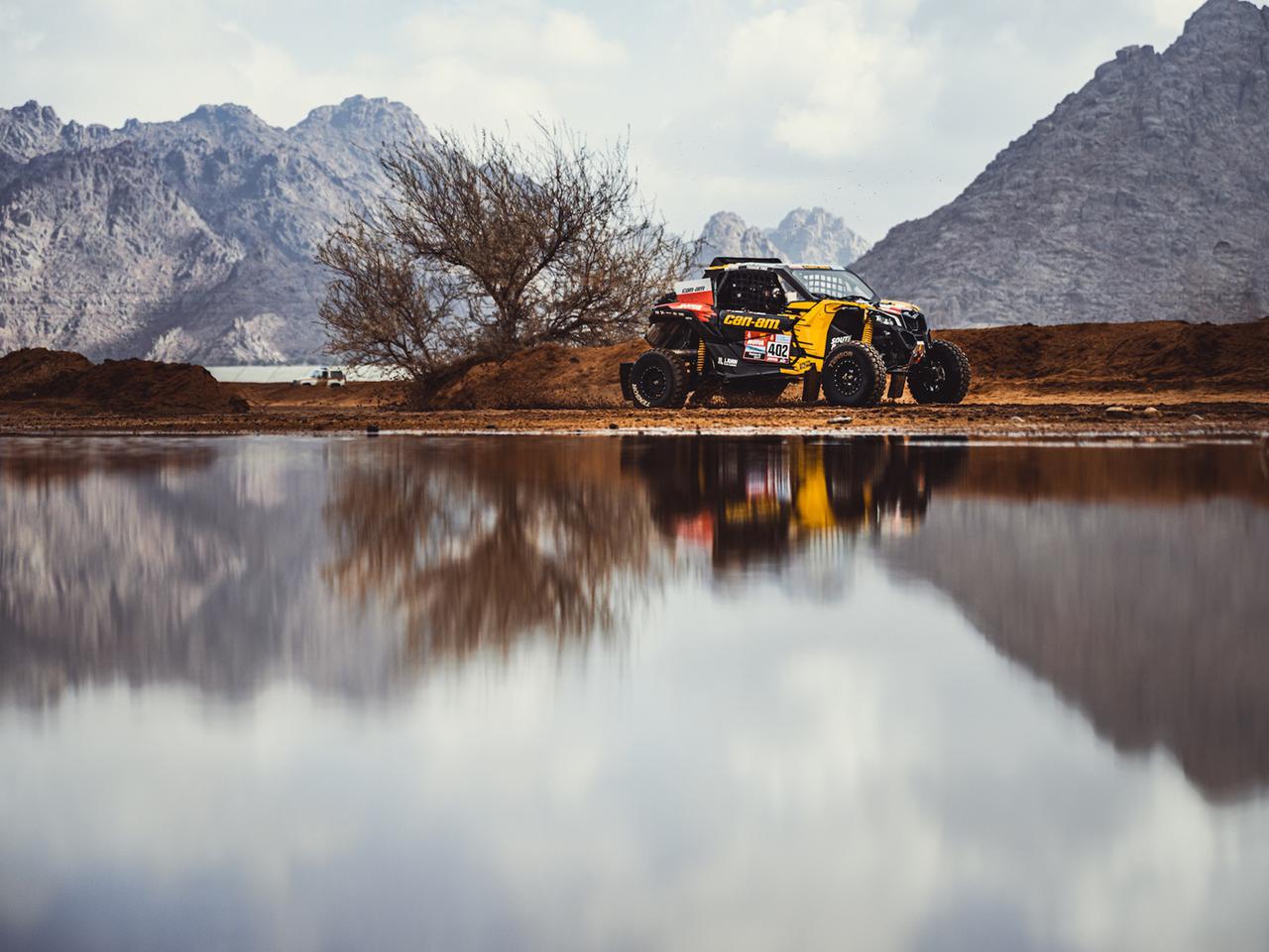 Dakar 2022. Polacy wygrywają etap po etapie