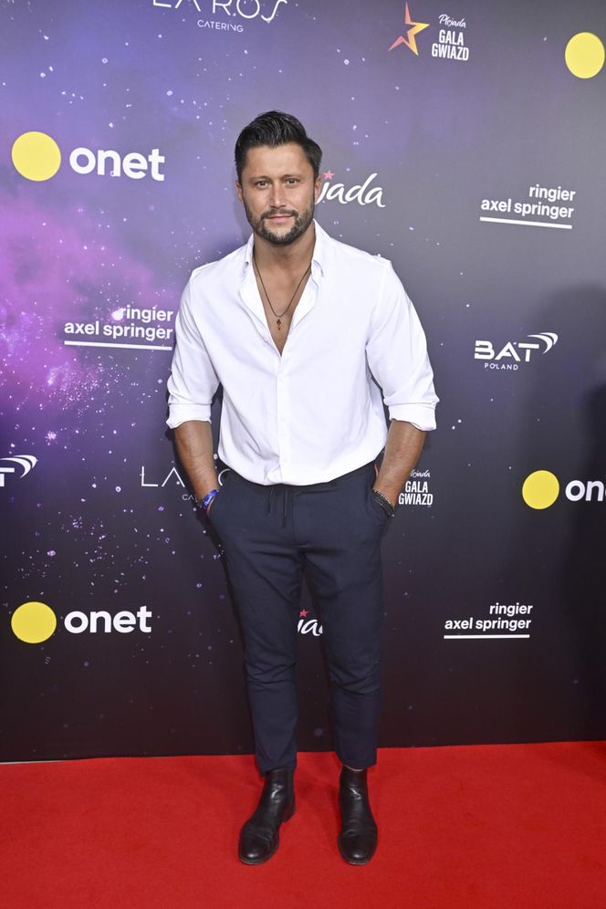 Rutkowski w nowej zaczesce, Rozenek-Majdan z wąsem na głowie i naga Kamińska