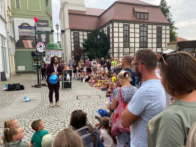 Busker Tour2023 zawitał do Zielonej Góry. Mamy zdjęcia z tego wydarzenia. Oto jak wyglądał pierwszy dzień 