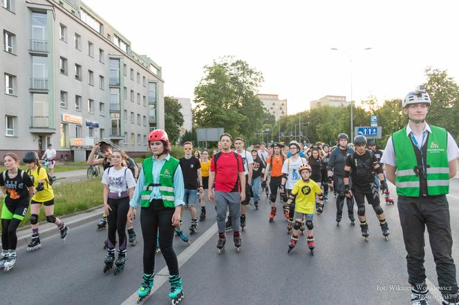 Nightskating Białystok 2022. Rolkarze rozpoczęli sezon! 