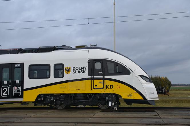 Pociąg elektryczny Elf2 przechodzi testy na Dolnym Śląsku