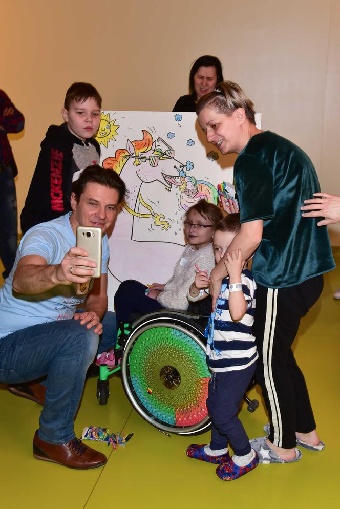 Gwiazdy wspierają chore dzieci