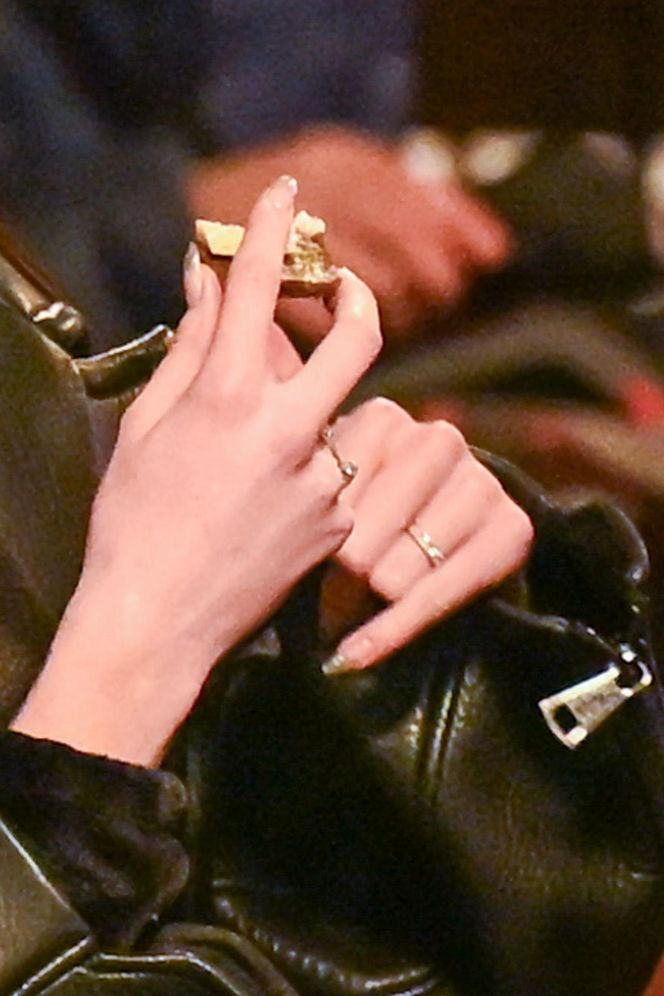 Roxie Węgiel niczym Diwa