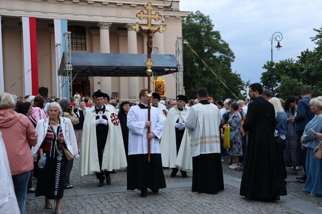 75 lat temu obraz Matki Boskiej w Lublinie zapłakał. Wierni uczcili rocznicę „Cudu lubelskiego” procesją różańcową