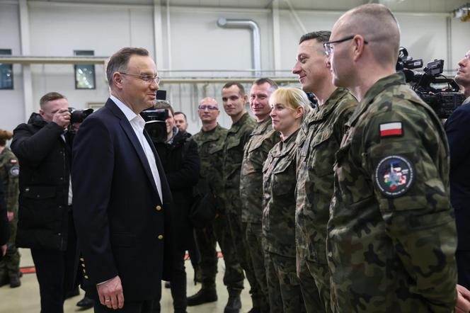 Andrzej Duda w Bazie Lotniczej w Amari