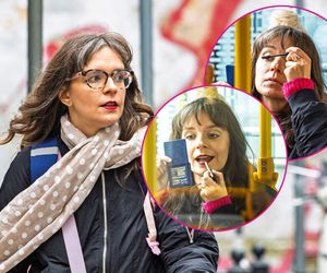 Posłanka Jachira robiła się na bóstwo w tramwaju. Podkład, szminka i tusz do rzęs w akcji! [FOTO]