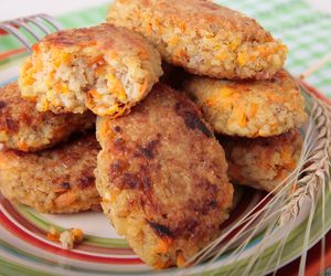 Frykadelki z pęczaku - pyszne kotlety z kaszy i marchewki