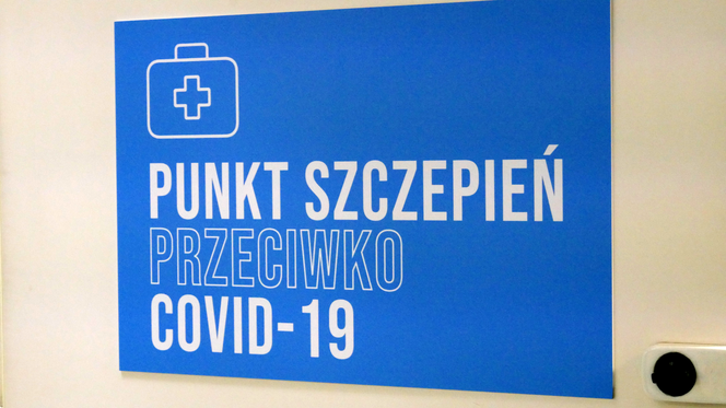 Szczepienia przeciwko COVID-19: rusza druga rejestracja nauczycieli. Kto może się zapisać? 