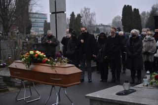 Pogrzeb Katarzyny Łaniewskiej. Pojawił się były mąż. Kaczyński kupił wieniec [ZDJĘCIA]