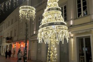 Niesamowita iluminacja świąteczna rozbłysnęła w Warszawie